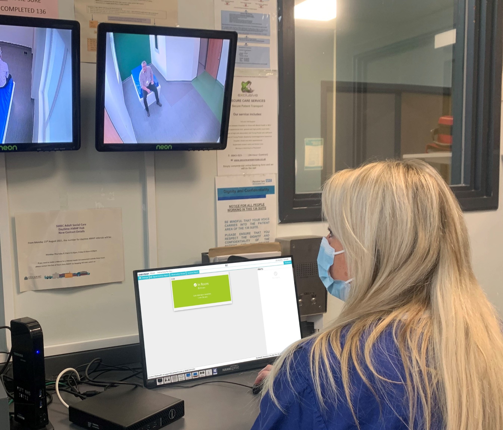 Clare Gaduzo using Oxevision software.jpg